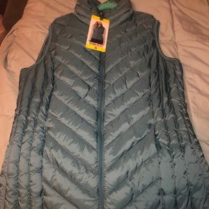 NEW WITH TAGS COMFY VEST